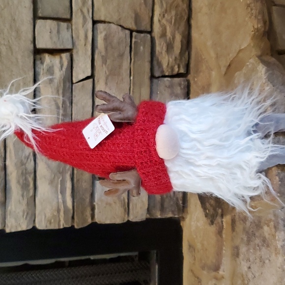 Holiday Shelf Sitter Gnome-NWT - Picture 3 of 5